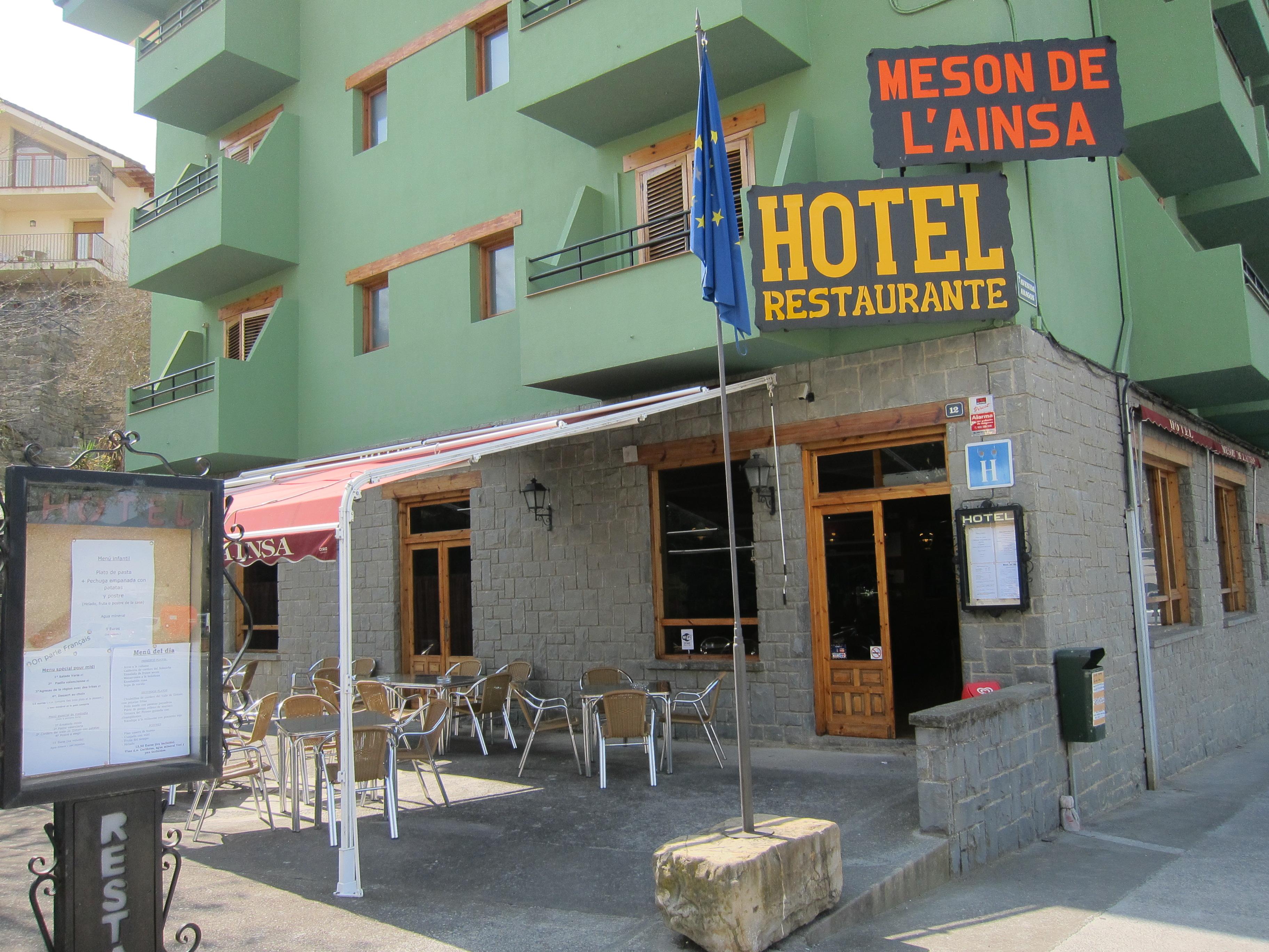 Hotel Meson De L'Аинса-Собрарбе Экстерьер фото